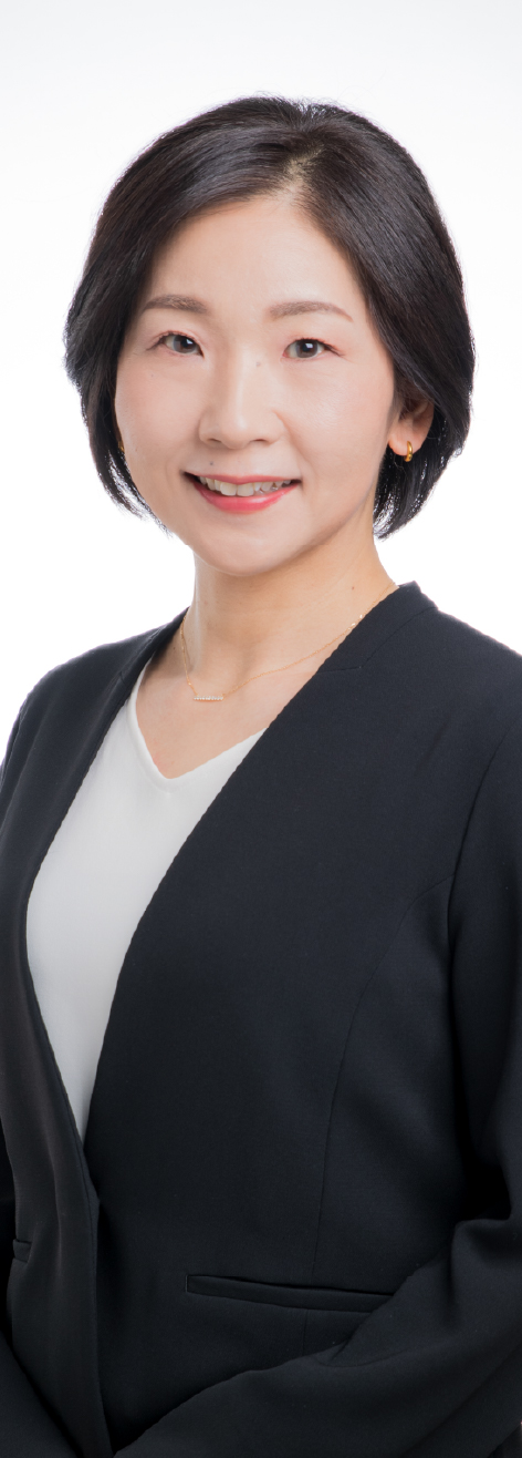 代表取締役　社長執行役員　鮎貝雅代